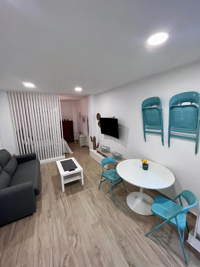 Gatu Villa Paraguay , Preferente Mayores 25 Anos Y Familias Cadiz 0*,  Spain