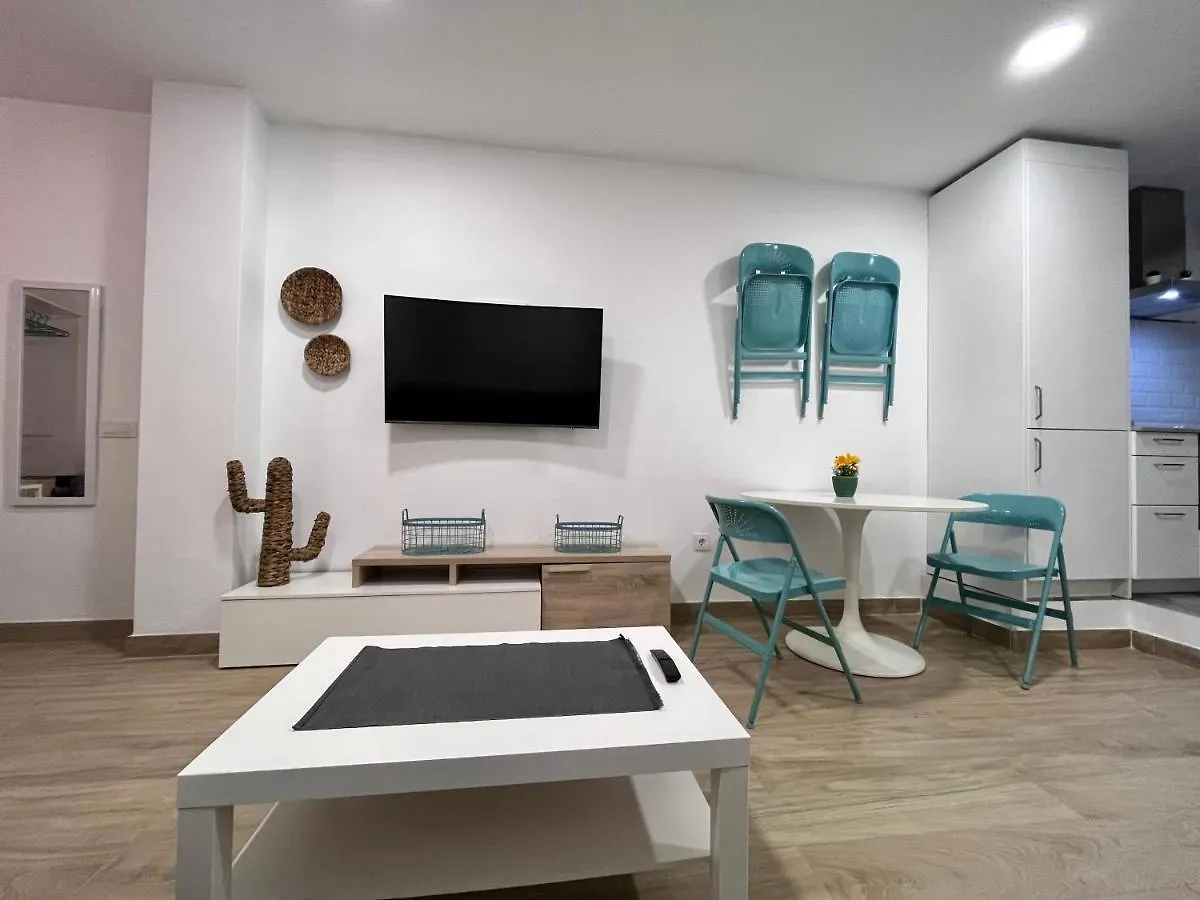 Gatu Villa Paraguay , Preferente Mayores 25 Anos Y Familias Cadiz Apartment