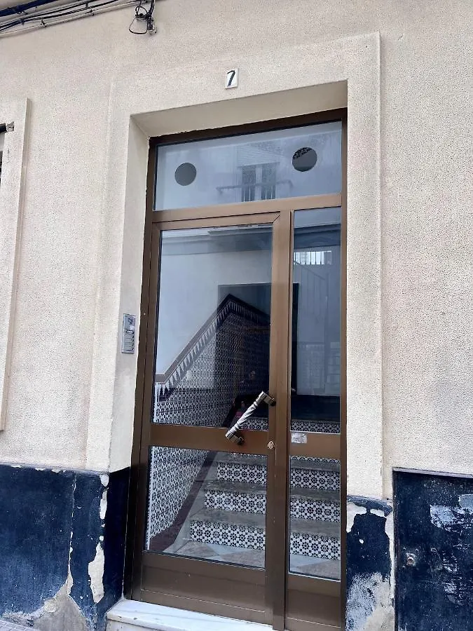 Gatu Villa Paraguay , Preferente Mayores 25 Anos Y Familias Cadiz Spain